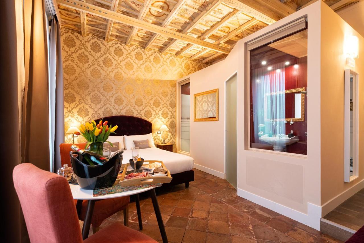 Le Del Barone Couette-café 3*